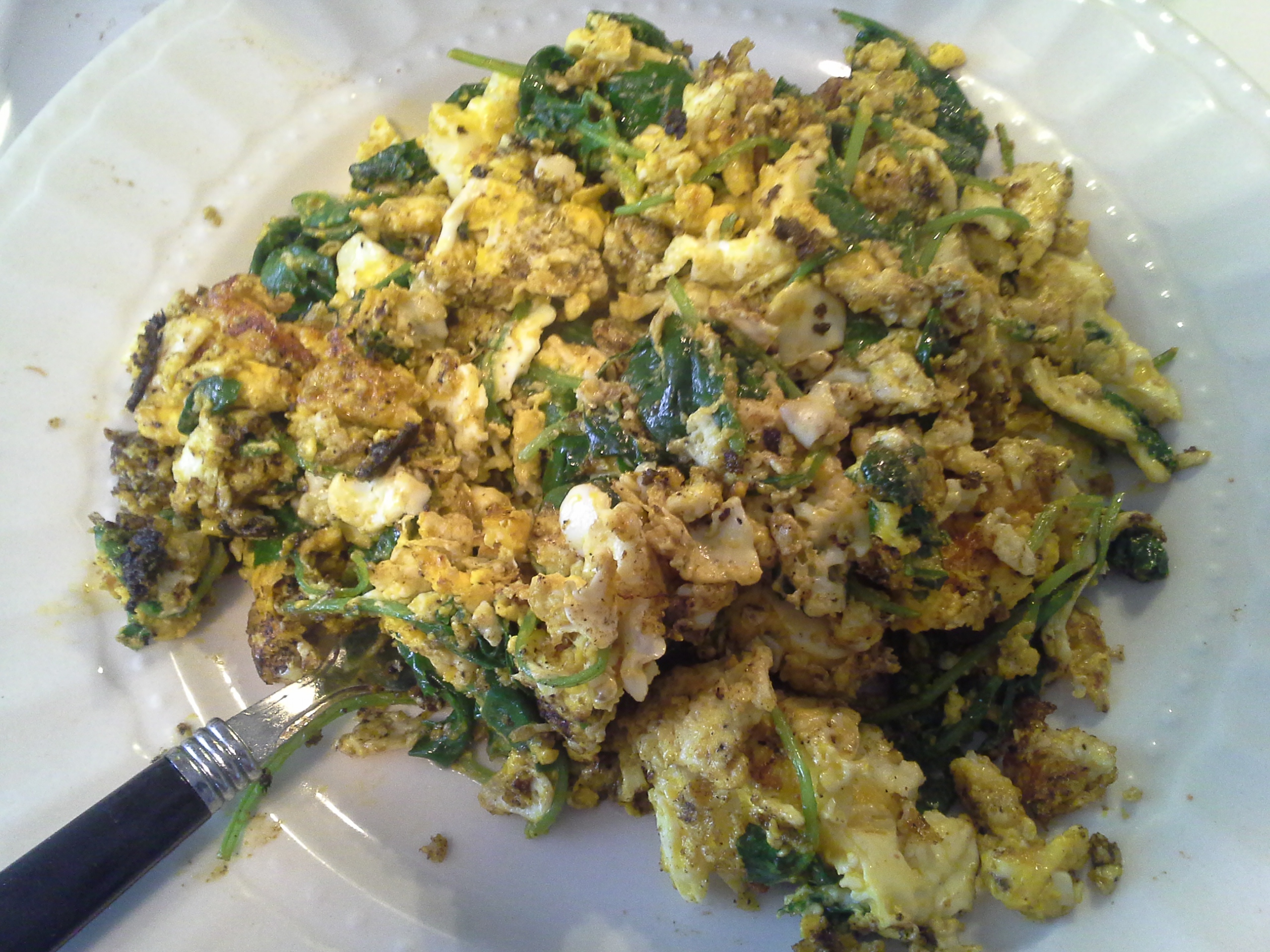 Lunch: 2:05 p.m. | 4 eggs, 2 oz. baby kale, 2 Tbsp. red palm oil, herbs & spices