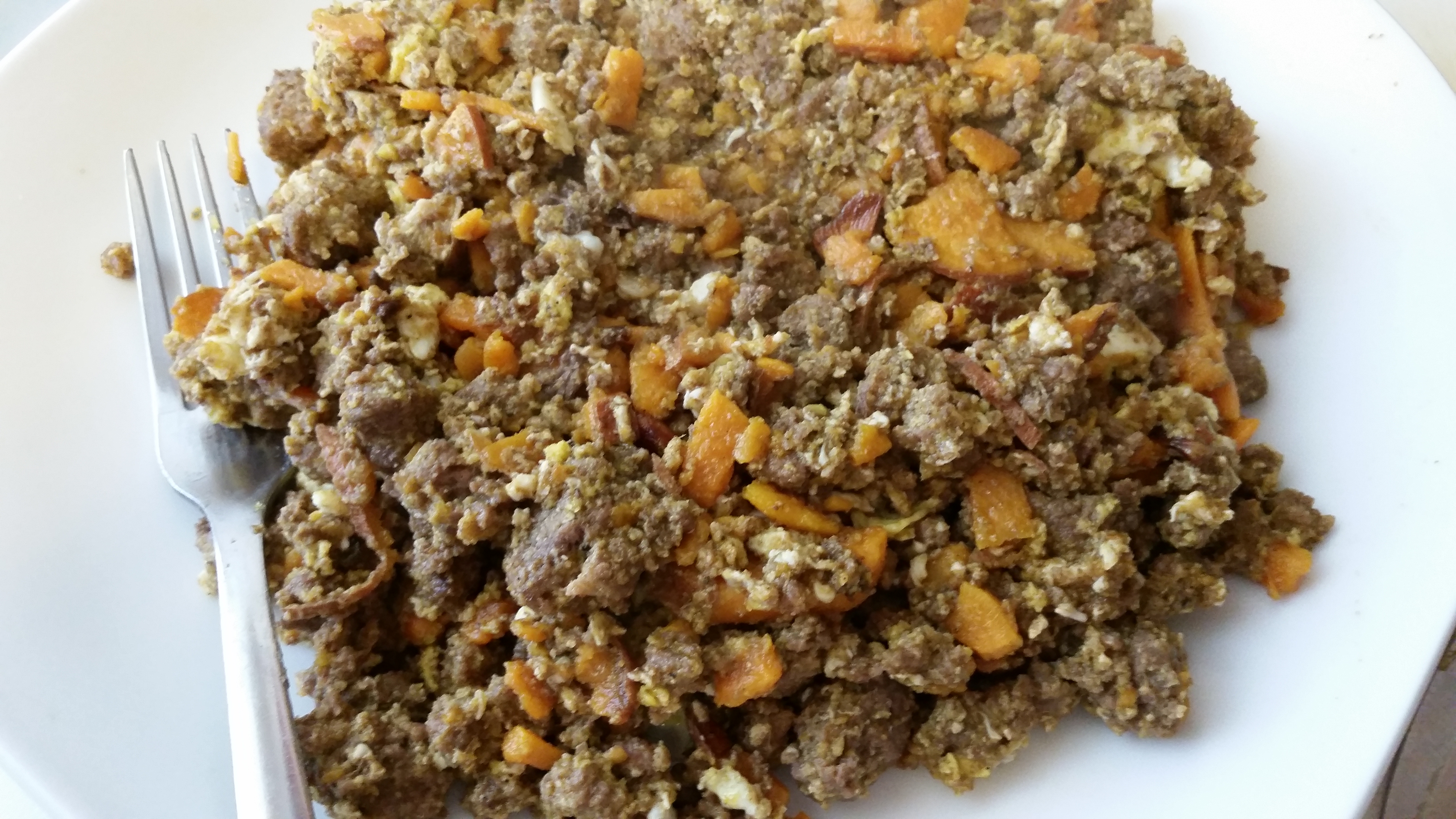 Breakfast: 11:37 a.m. | organic ground beef, sweet potatoes, eggs, red palm oil, ghee, herbs & spices